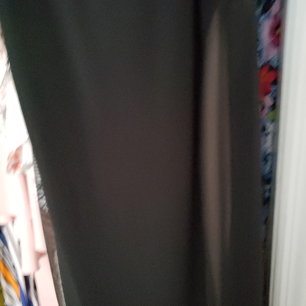 Dress - Picture 7 of 11
